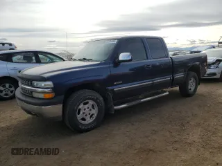 2002 Chevrolet Silverado 1500 LS with VIN 1GCEK19TX2E208816, listed as a Copart auction lot 49285455 with 274,992 mi miles and Salvage Title. Bid and sale history available at carsss.com. Image 1.