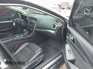 2016 Nissan Maxima SL z VIN 1N4AA6AP7GC413046, wystawiony jako IAAI lot #42037172 z przebiegiem 130 394 mil mil oraz . Historia ofert i sprzedaży dostępna na DreamBid. Obrazek 5.