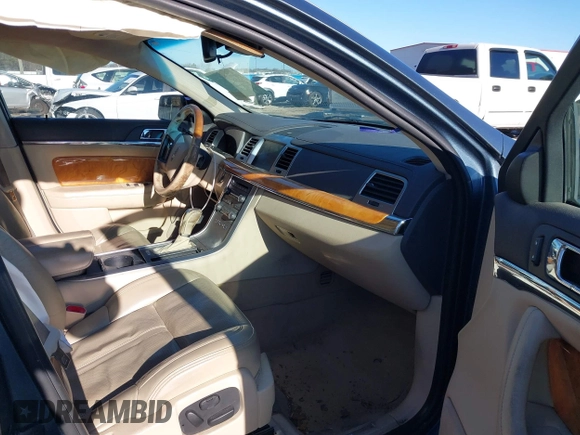 2010 Lincoln MKS with VIN 1LNHL9ER7AG614814, listed as a IAAI auction lot 41283370 with 1 mi miles. Bid and sale history available at carsss.com. Image 5.