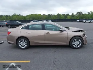 2018 Chevrolet Malibu LT with VIN 1G1ZD5ST3JF211359, listed as a IAAI auction lot 41964040 with 104,037 mi miles. Bid and sale history available at carsss.com. Image 14.