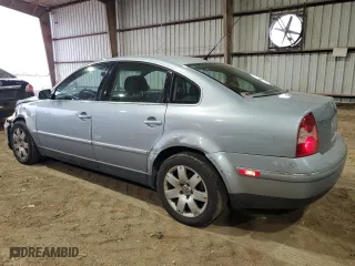 2003 Volkswagen Passat GLX with VIN WVWTH63BX3P110684, listed as a Copart auction lot 86474724 with 225,717 mi miles and Salvage Title. Bid and sale history available at carsss.com. Image 2.
