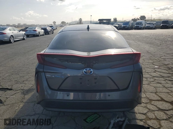 2017 Toyota Prius Plus z VIN JTDKARFP2H3058796, wystawiony jako Copart lot #52372055 z przebiegiem 119 165 mil mil oraz Szkoda całkowita • Salvage title. Historia ofert i sprzedaży dostępna na DreamBid. Obrazek 6.
