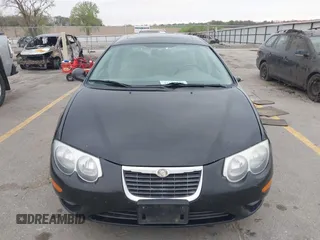 2004 Chrysler 300M M z VIN 2C3HE66G94H686024, wystawiony jako IAAI lot #42174229 z przebiegiem 150 628 mil mil oraz . Historia ofert i sprzedaży dostępna na DreamBid. Obrazek 12.