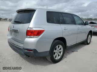 2011 Toyota Highlander with VIN 5TDZA3EH1BS015949, listed as a Copart auction lot 45540465 with 0 mi miles and Clean Title. Bid and sale history available at carsss.com. Image 3.