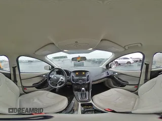 2016 Ford Focus Electric z VIN 1FADP3R42GL234563, wystawiony jako Copart lot #43955695 z przebiegiem 66 636 mil mil oraz Szkoda całkowita • Salvage title. Historia ofert i sprzedaży dostępna na DreamBid. Obrazek 13.