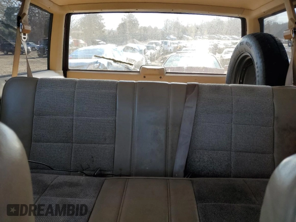 1995 Jeep Cherokee Country with VIN 1J4FT78S9SL617148, listed as a Copart auction lot 43015025 with 196,408 mi miles and Clean title. Bid and sale history available at DreamBid. Image 10.