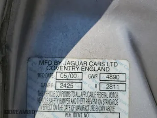 2000 Jaguar XJ with VIN SAJDA14C9YLF17465, listed as a Copart auction lot 75537214 with 115,918 mi miles and Salvage Title. Bid and sale history available at carsss.com. Image 12.