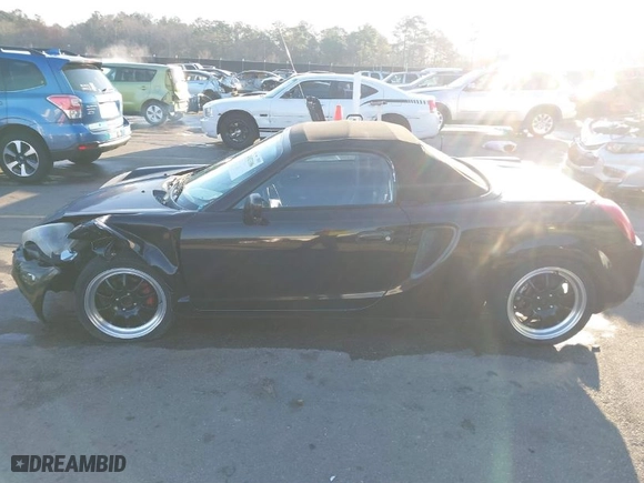 2000 Toyota MR2 Spyder with VIN JTDFR3204Y0020262, listed as a IAAI auction lot 41823386 with NaN miles. Bid and sale history available at carsss.com. Image 14.