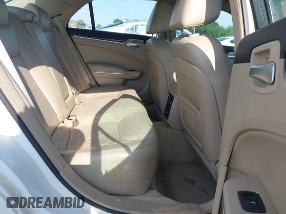 2014 Chrysler 300 z VIN 2C3CCAAG7EH327508, wystawiony jako IAAI lot #42104987 z przebiegiem 199 366 mil mil oraz . Historia ofert i sprzedaży dostępna na DreamBid. Obrazek 8.