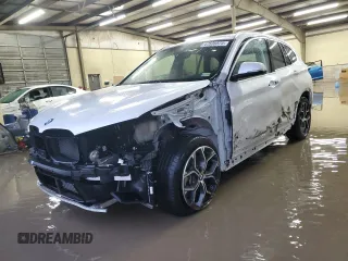 2021 BMW X1 xDrive28i with VIN WBXJG9C00M5U34852, listed as a Copart auction lot 47538875 with 21,546 mi miles and Salvage Title. Bid and sale history available at carsss.com. Image 1.