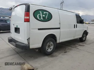 2012 Chevrolet Express Cargo z VIN 1GCWGFCAXC1177408, wystawiony jako Copart lot #64615955 z przebiegiem Nie podano mil oraz Czysty tytuł • Clean title. Historia ofert i sprzedaży dostępna na DreamBid. Obrazek 3.