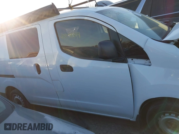 2021 Nissan NV200 SV z VIN 3N6CM0KN8MK706221, wystawiony jako IAAI lot #41032178 z przebiegiem Nie podano mil oraz . Historia ofert i sprzedaży dostępna na DreamBid. Obrazek 13.
