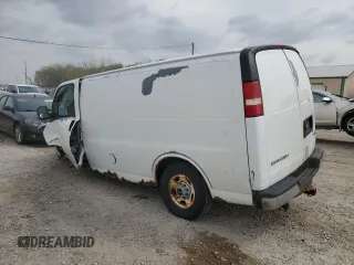 2004 GMC Savana Cargo z VIN 1GTHG35U041163307, wystawiony jako Copart lot #53475605 z przebiegiem Nie podano mil oraz Szkody całkowita. Historia ofert i sprzedaży dostępna na DreamBid. Obrazek 2.