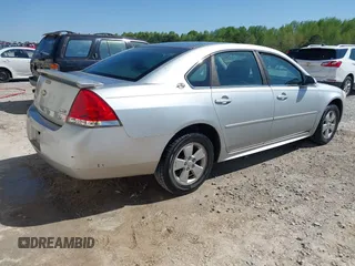 2009 Chevrolet Impala LT with VIN 2G1WT57K991177307, listed as a IAAI auction lot 42045326 with 286,424 mi miles and . Bid and sale history available at DreamBid. Image 4.
