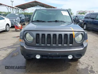 2014 Jeep Patriot Latitude with VIN 1C4NJRFB3ED847997, listed as a IAAI auction lot 42109140 with 121,299 mi miles and . Bid and sale history available at carsss.com. Image 12.