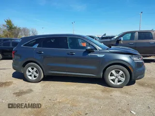 2022 Kia Sorento LX with VIN 5XYRG4LC1NG102859, listed as a IAAI auction lot 41661977 with 96,273 mi miles. Bid and sale history available at carsss.com. Image 13.