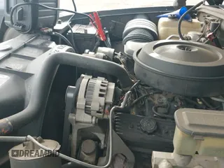 1990 Chevrolet Silverado 2500 с VIN 2GCFK29K6L1205545, выставлен на аукционе IAAI как лот 42138999 с пробегом 160 144 миль миль и . История ставок и продаж доступна на DreamBid. Изображение 19.