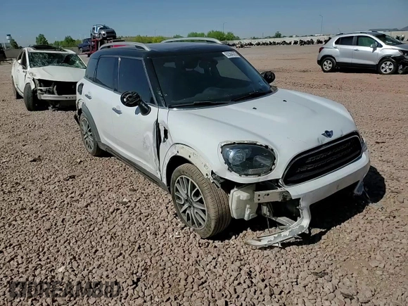 2018 MINI Countryman Cooper with VIN WMZYS7C30J3E08318, listed as a Copart auction lot 62304375 with 38,091 mi miles and Salvage title. Bid and sale history available at DreamBid. Image 13.