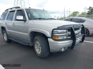 2005 Chevrolet Tahoe LT with VIN 1GNEK13TX5R179282, listed as a IAAI auction lot 42006441 with 245,118 mi miles. Bid and sale history available at carsss.com. Image 1.