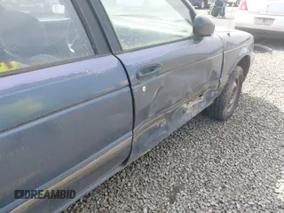 1994 Nissan Sentra with VIN 1N4EB31P0RC802479, listed as a IAAI auction lot 42568842 with 162,343 mi miles and . Bid and sale history available at DreamBid. Image 12.