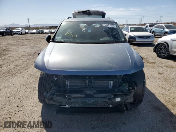 2024 Volkswagen Tiguan SEL R-Line с VIN 3VV4B7AX0RM116455, выставлен на аукционе Copart как лот 44221505 с пробегом 15 977 миль миль и Списание • Salvage title. История ставок и продаж доступна на DreamBid. Изображение 5.