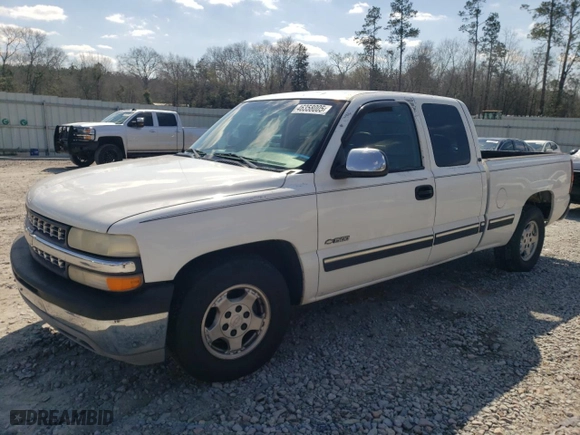 2001 Chevrolet Silverado 1500 LT with VIN 2GCEC19T911144135, listed as a Copart auction lot 46358005 with 319,882 mi miles and Salvage Title. Bid and sale history available at carsss.com. Image 1.