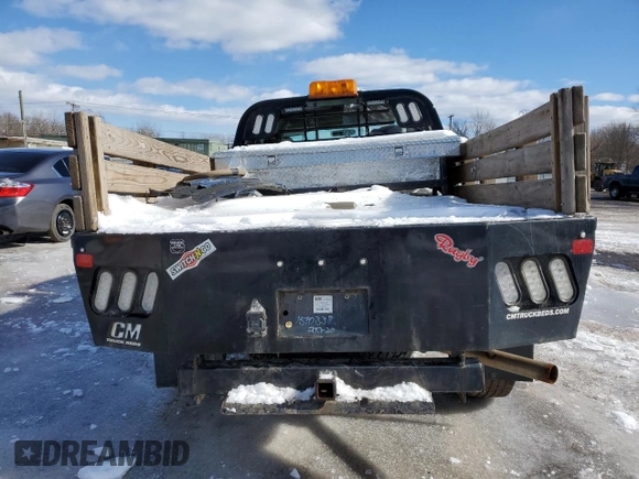 2005 Ford F-250 XL with VIN 1FTNF21555EA30163, listed as a Copart auction lot 45537455 with 126,721 mi miles and Salvage Title. Bid and sale history available at DreamBid. Image 6.