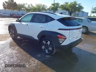 2025 Hyundai Kona SEL with VIN KM8HB3AB1SU215294, listed as a IAAI auction lot 41835866 with 484 mi miles. Bid and sale history available at carsss.com. Image 3.