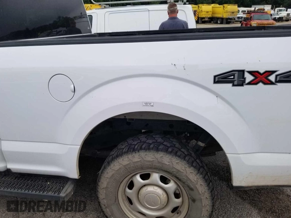 2019 Ford F-150 XL with VIN 1FTFW1E52KKD31172, listed as a IAAI auction lot 42174958 with 107,218 mi miles. Bid and sale history available at carsss.com. Image 1.