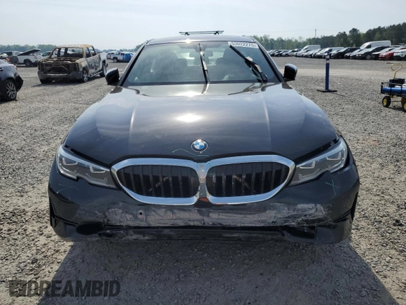 2022 BMW 3 Series 330i z VIN 3MW5R1J09N8C24653, wystawiony jako Copart lot #53022275 z przebiegiem Nie podano mil oraz Szkoda całkowita • Salvage title. Historia ofert i sprzedaży dostępna na DreamBid. Obrazek 5.