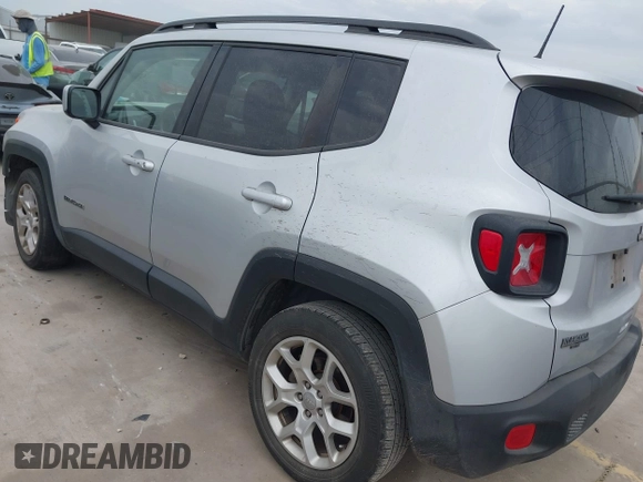 2018 Jeep Renegade Latitude z VIN ZACCJABB6JPH21210, wystawiony jako IAAI lot #42415422 z przebiegiem 79 640 mil mil oraz . Historia ofert i sprzedaży dostępna na DreamBid. Obrazek 3.