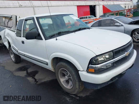 2001 Chevrolet S-10 LS with VIN 1GCCS19511K146361, listed as a IAAI auction lot 41170185 with 103,937 mi miles and . Bid and sale history available at DreamBid. Image 1.