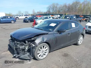 2017 Mazda 3 Touring z VIN 3MZBN1V70HM130081, wystawiony jako IAAI lot #42091430 z przebiegiem 114 480 mil mil oraz . Historia ofert i sprzedaży dostępna na DreamBid. Obrazek 17.