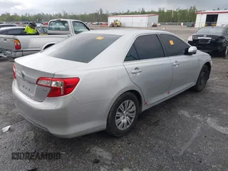 2012 Toyota Camry L z VIN 4T1BF1FK3CU047697, wystawiony jako IAAI lot #42419293 z przebiegiem 56 082 mil mil oraz . Historia ofert i sprzedaży dostępna na DreamBid. Obrazek 4.