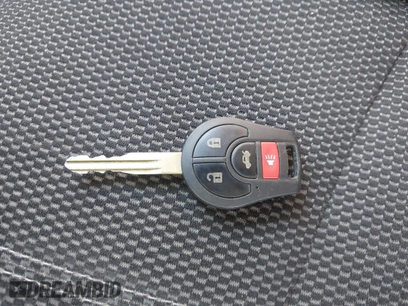 2018 Nissan Sentra S z VIN 3N1AB7AP7JY301247, wystawiony jako IAAI lot #42373195 z przebiegiem 104 270 mil mil oraz . Historia ofert i sprzedaży dostępna na DreamBid. Obrazek 11.