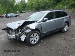 2011 Subaru Outback Premium z VIN 4S4BRBCC1B3352274, wystawiony jako Copart lot #57683785 z przebiegiem 128 169 mil mil oraz Szkoda całkowita • Salvage title. Historia ofert i sprzedaży dostępna na DreamBid. Obrazek 1.