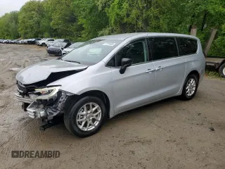 2024 Chrysler Pacifica Touring L with VIN 2C4RC1BG8RR154943, listed as a Copart auction lot 57070005 with 36,147 mi miles and Salvage Title. Bid and sale history available at DreamBid. Image 1.