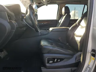 2019 Cadillac Escalade Luxury with VIN 1GYS3BKJ7KR188056, listed as a Copart auction lot 74246114 with 147,905 mi miles and Salvage Title. Bid and sale history available at carsss.com. Image 7.
