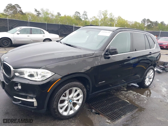 2016 BMW X5 xDrive35i with VIN 5UXKR0C51G0P25766, listed as a IAAI auction lot 41898110 with 97,857 mi miles. Bid and sale history available at carsss.com. Image 18.