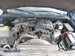 2005 Ford Explorer Eddie Bauer z VIN 1FMZU74K65UA57931, wystawiony jako IAAI lot #42131823 z przebiegiem Nie podano mil oraz . Historia ofert i sprzedaży dostępna na DreamBid. Obrazek 10.