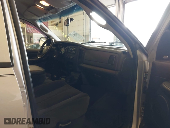 2004 Dodge 1500 SLT with VIN 1D7HU18N14S787506, listed as a IAAI auction lot 41580715 with 132,849 mi miles and . Bid and sale history available at carsss.com. Image 5.