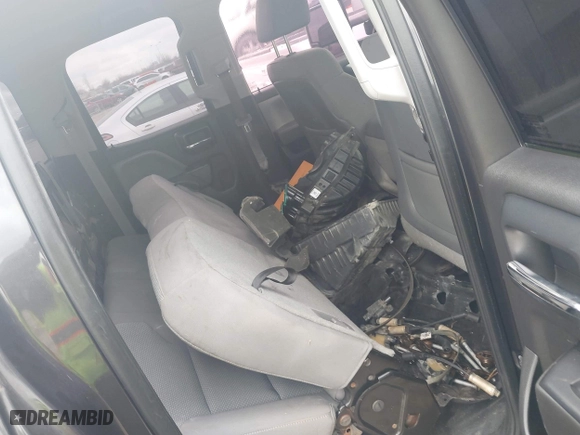 2015 Chevrolet Silverado 1500 LS with VIN 1GCRCPEC9FZ229548, listed as a IAAI auction lot 41494415 with 173,327 mi miles. Bid and sale history available at carsss.com. Image 8.
