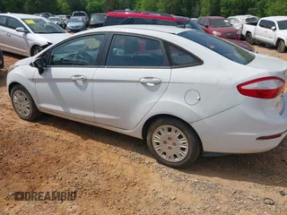 2016 Ford Fiesta S z VIN 3FADP4AJ3GM162049, wystawiony jako IAAI lot #42088627 z przebiegiem 37 652 mil mil oraz . Historia ofert i sprzedaży dostępna na DreamBid. Obrazek 3.