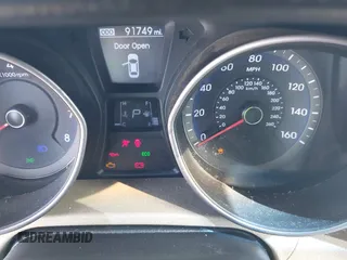 2014 Hyundai Elantra с VIN KMHD35LH0EU228891, выставлен на аукционе IAAI как лот 42173999 с пробегом 91 749 миль миль и . История ставок и продаж доступна на DreamBid. Изображение 7.