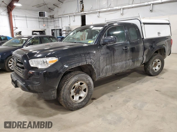 2018 Toyota Tacoma SR z VIN 5TFSX5EN3JX061440, wystawiony jako Copart lot #86986654 z przebiegiem 172 754 mil mil oraz Szkoda całkowita • Salvage title. Historia ofert i sprzedaży dostępna na DreamBid. Obrazek 1.