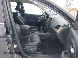 2017 Jeep Cherokee Limited with VIN 1C4PJMDB7HW520199, listed as a IAAI auction lot 41467474 with 137,561 mi miles and . Bid and sale history available at DreamBid. Image 5.