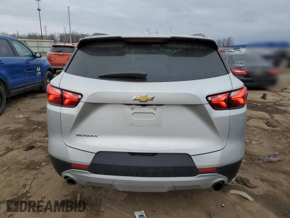 2020 Chevrolet Blazer LT z VIN 3GNKBCRS3LS698990, wystawiony jako Copart lot #49840215 z przebiegiem 81 144 mil mil oraz Szkoda całkowita • Salvage title. Historia ofert i sprzedaży dostępna na DreamBid. Obrazek 6.