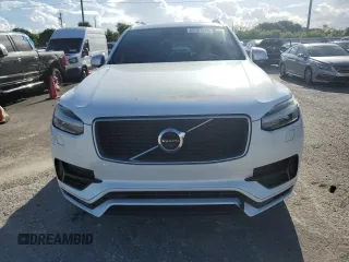 2017 Volvo XC90 R-Design with VIN YV4BC0PM3H1109046, listed as a Copart auction lot 60981114 with 118,008 mi miles and Clean Title. Bid and sale history available at carsss.com. Image 5.