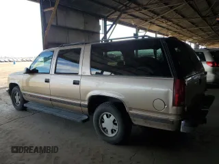 1999 Chevrolet Suburban with VIN 3GNEC16R3XG249107, listed as a Copart auction lot 46469765 with 165,376 mi miles and Clean Title. Bid and sale history available at carsss.com. Image 2.