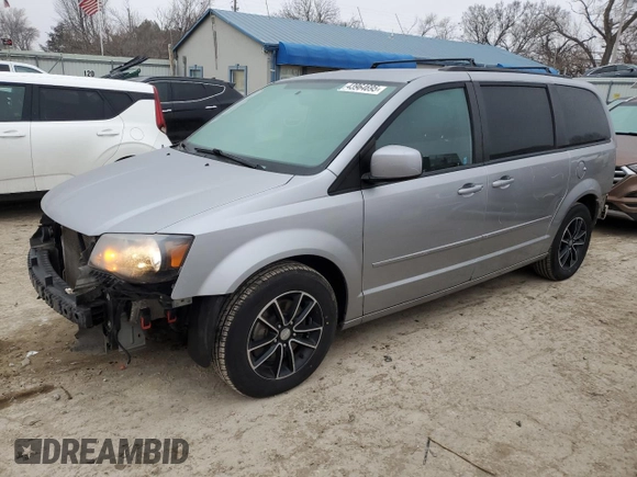 2017 Dodge Grand Caravan GT with VIN 2C4RDGEG8HR792149, listed as a Copart auction lot 43964695 with 121,833 mi miles and Salvage Title. Bid and sale history available at DreamBid. Image 1.